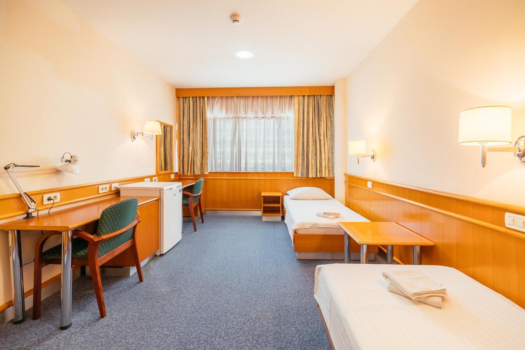 Motel Barka โคเปร์ ภายนอก รูปภาพ